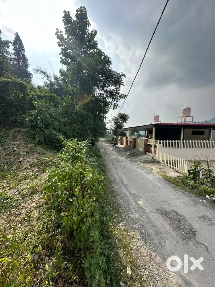 PLOT FOR SALE (DIRECT DEAL NO BROKERAGE)