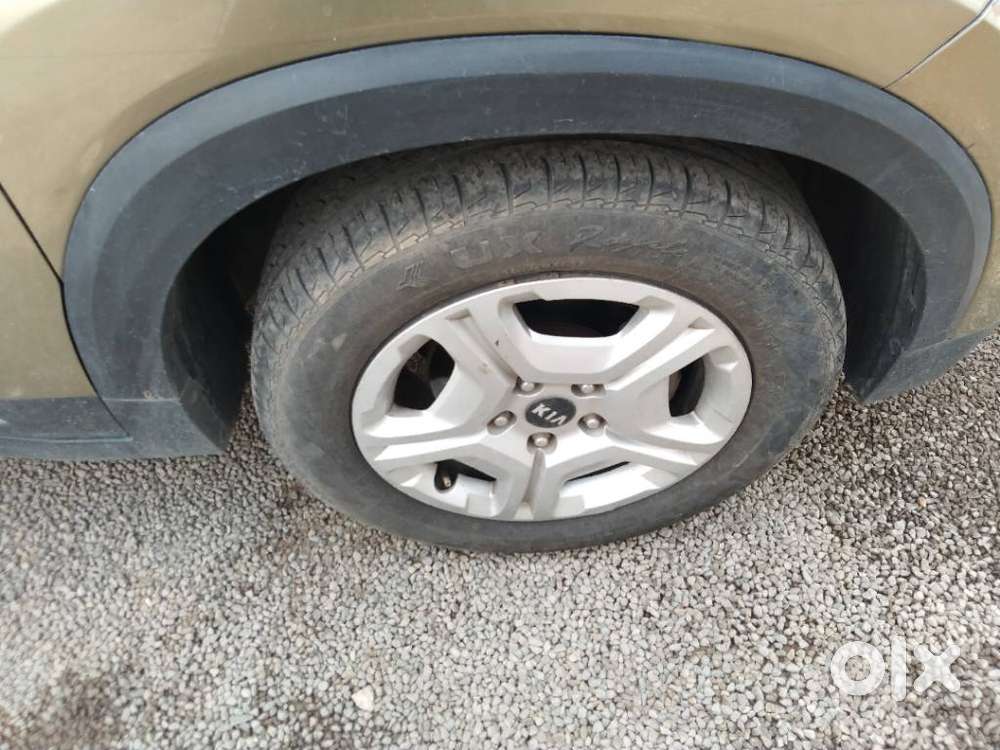 Kia Sonet, 2020, Petrol