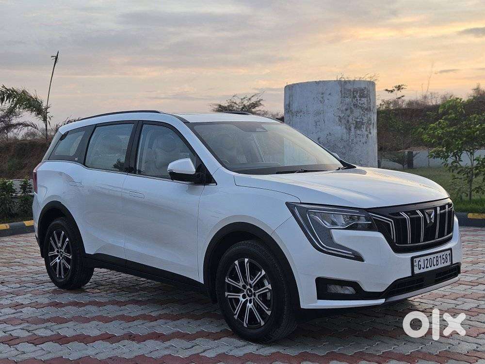 Mahindra Xuv700 2.2 Ax 7 Diesel Mt Luxury Pack Str, 2025, Diesel
