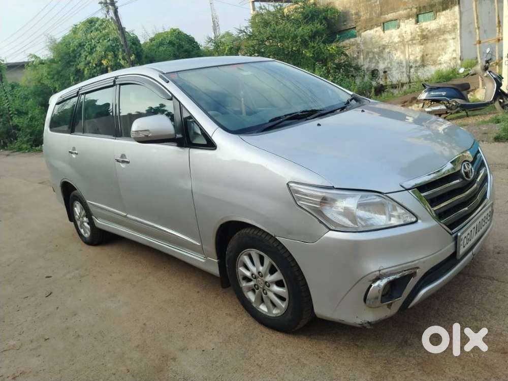 Toyota Innova 2.5 V 8 Str, 2014, Diesel