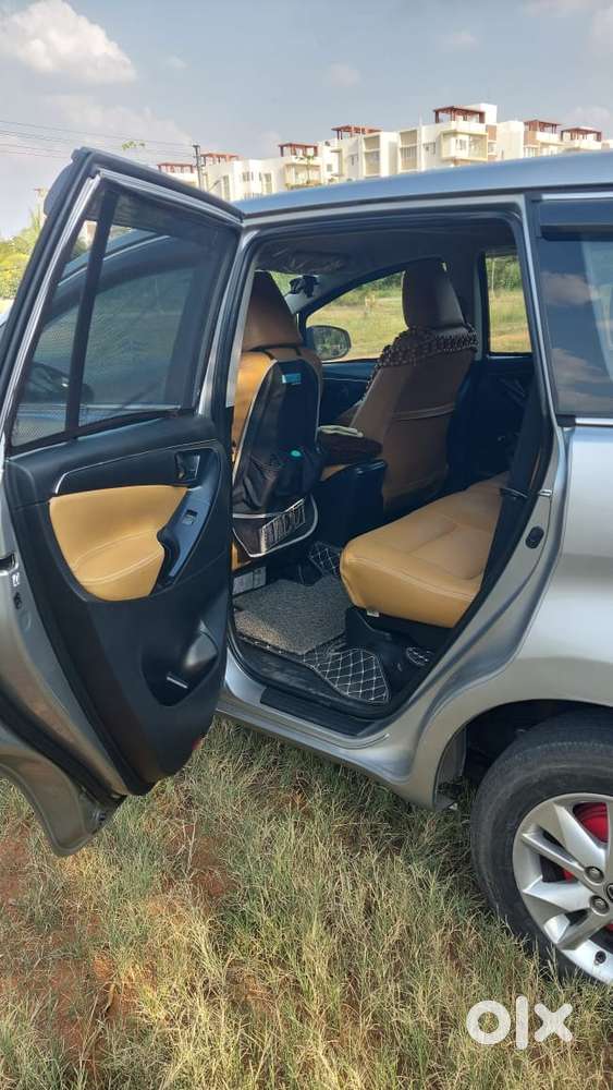 Toyota Innova Crysta 2.4 G Mt 8s, 2019, Diesel