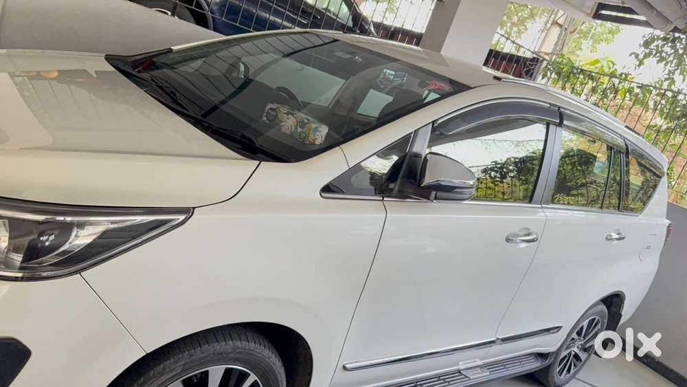 Toyota Innova Crysta 2021