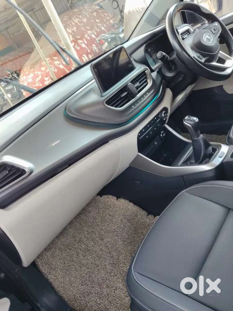 Tata Altroz Xz Plus 2023 Manual Top End Model