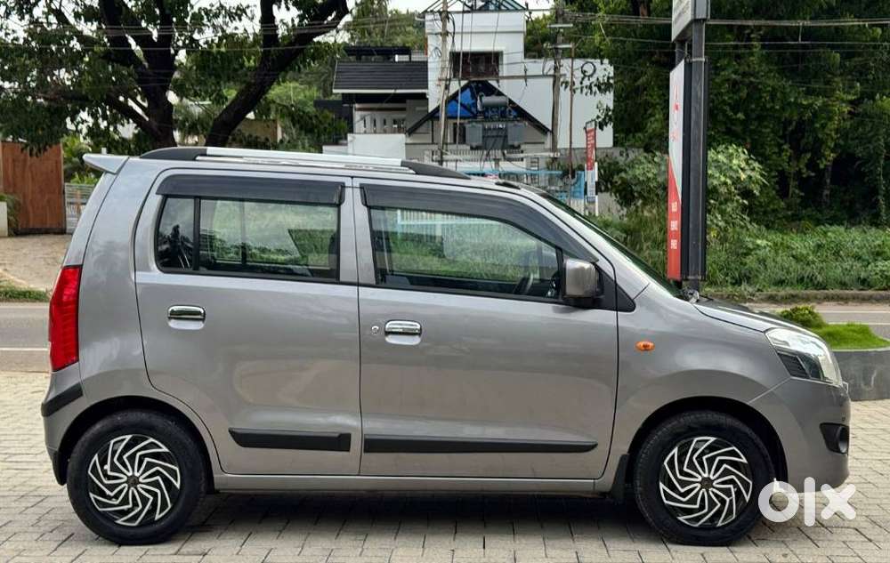 Maruti Suzuki Wagon R Vxi 1.0, 2015, Cng & Hybrids
