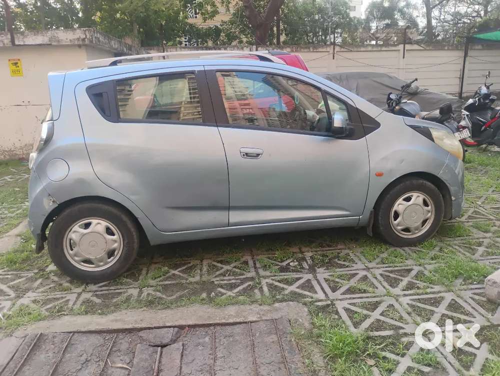 Chevrolet Beat 2010 Petrol Well Maintained With Little Dent