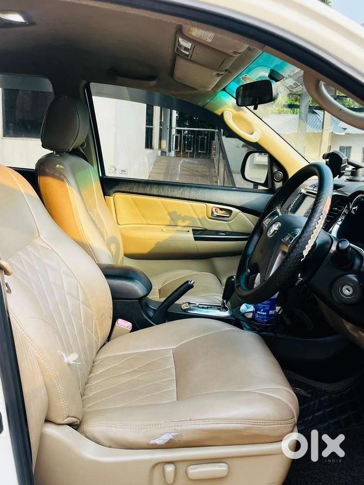 Toyota Fortuner 2015 Diesel Well Maintained