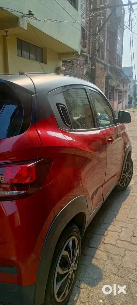 Mahindra Kuv 100 Nxt K6+
