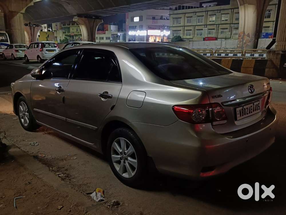 Toyota Corolla Altis 2013 Petrol Well Maintained