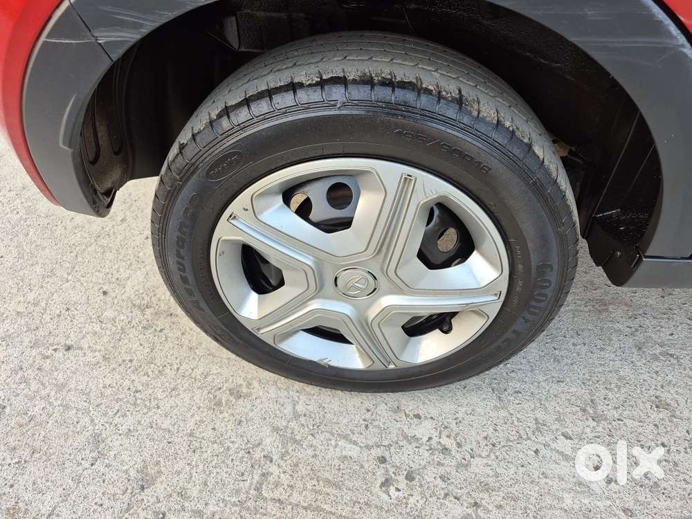 Tata Nexon 1.2 Revotron Xm, 2020, Petrol