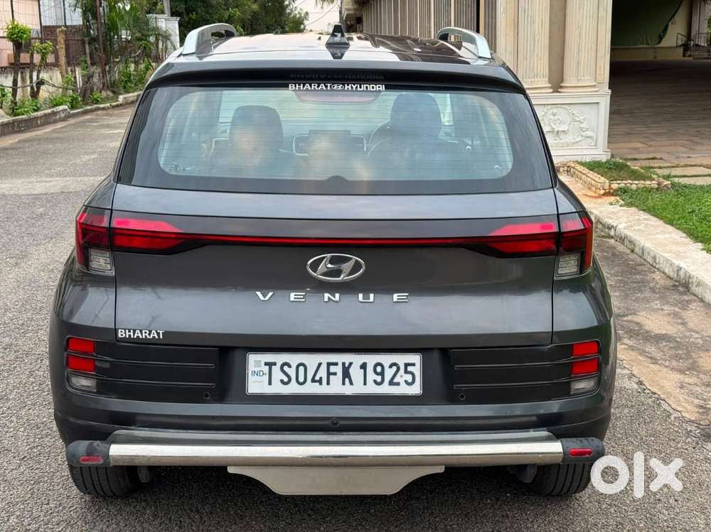 Hyundai Venue S 1.2 Petrol, 2023, Petrol