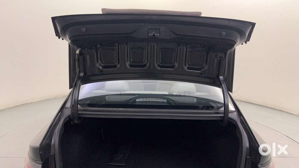 Hyundai Verna 1.5 Sx (o) Vtvt Ivt, 2023, Petrol