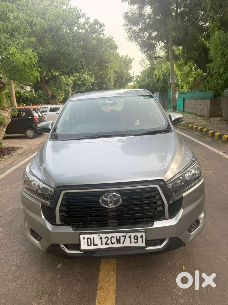 Toyota Innova Crysta 2.4 G Mt 7 Str, 2023, Diesel
