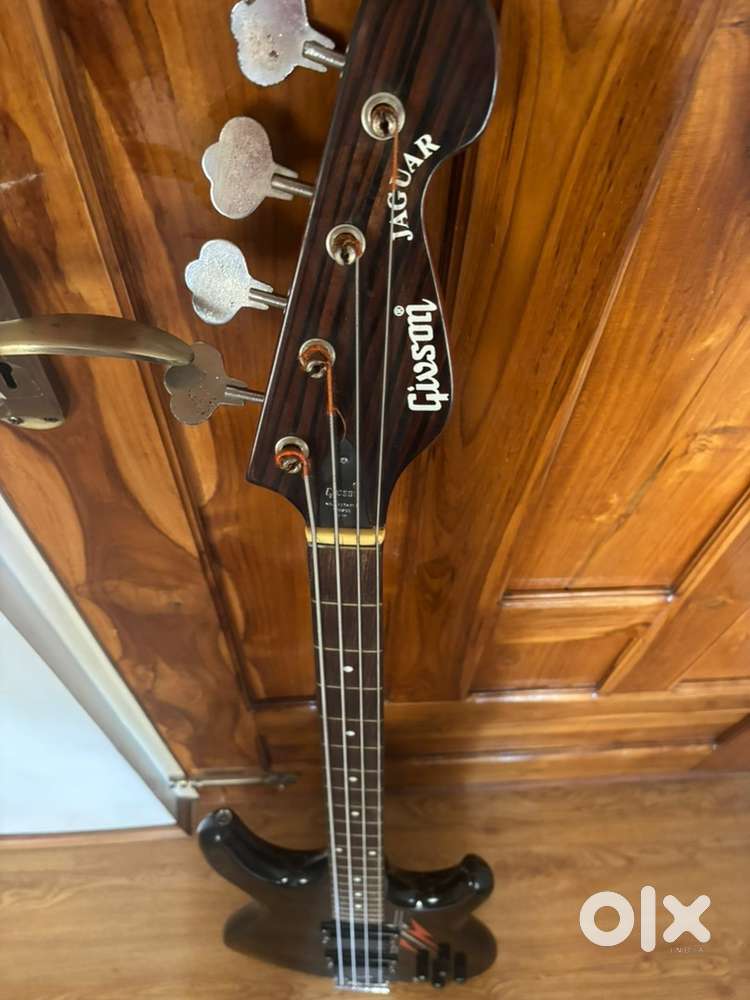 Bass Guitar - Musical Instruments in Lumdiongjari, Shillong - 1859368401