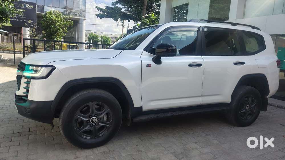 Toyota Land Cruiser 3.3 Zx Diesel, 2025