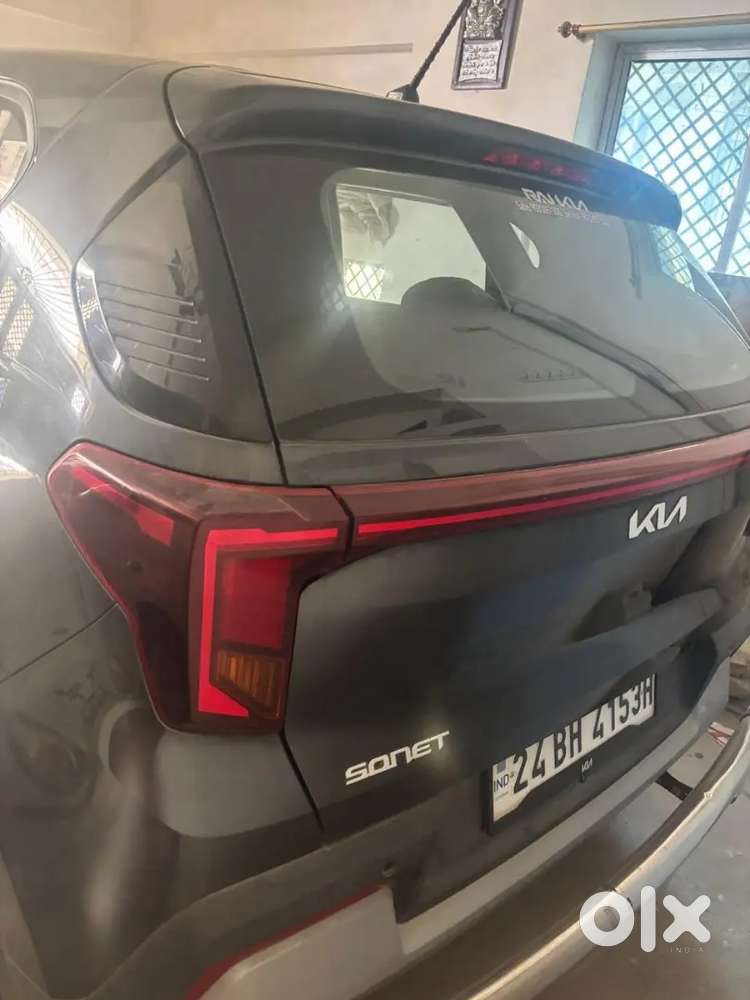 Kia Sonet 2024 Petrol 1413 Km Driven