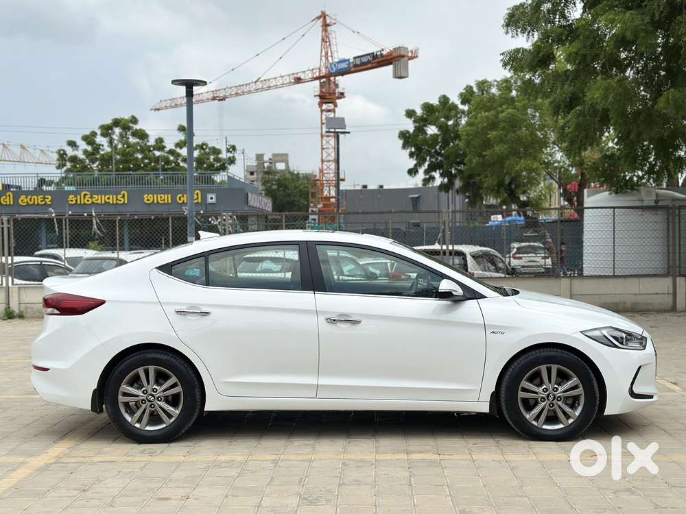 Hyundai Elantra 1.6 Sx Option At, 2017, Diesel