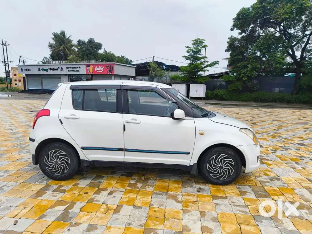Maruti Suzuki Swift Vdi 2010