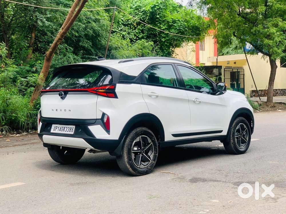 Tata Nexon Creative Plus S 1.2 Revotron Petrol 6 Amt, 2024, Petrol