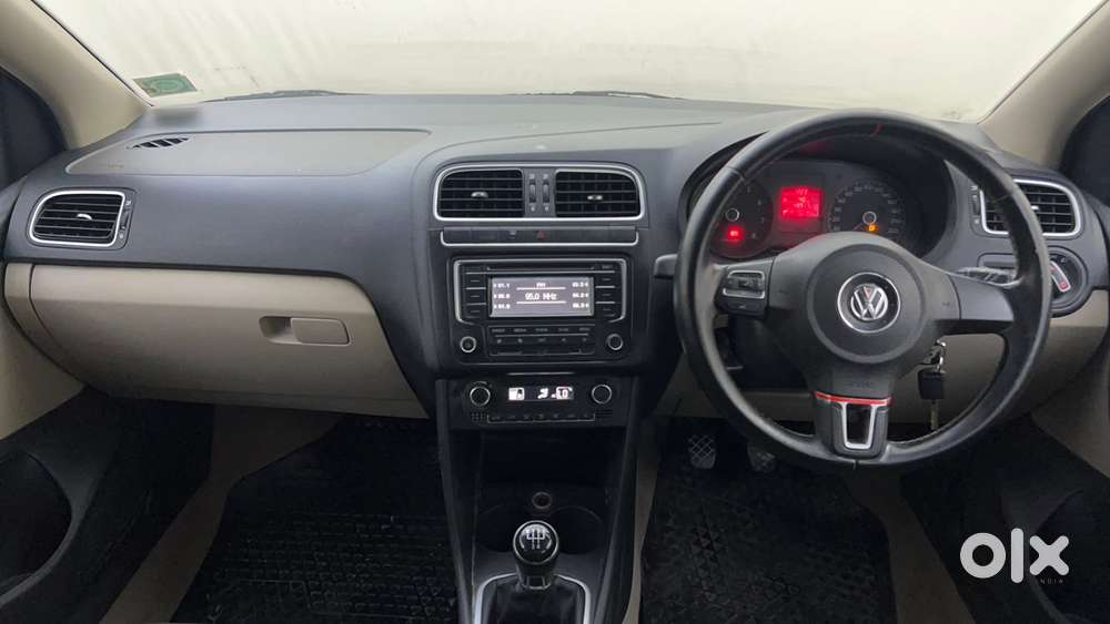 Volkswagen Polo Petrol Highline 1.2l, 2013, Petrol