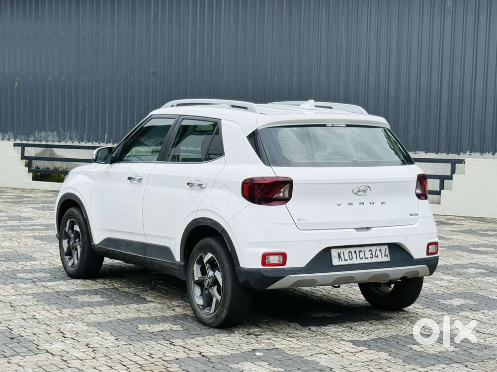 Hyundai Venue 1.0 Sx Turbo Dct, 2019, Petrol