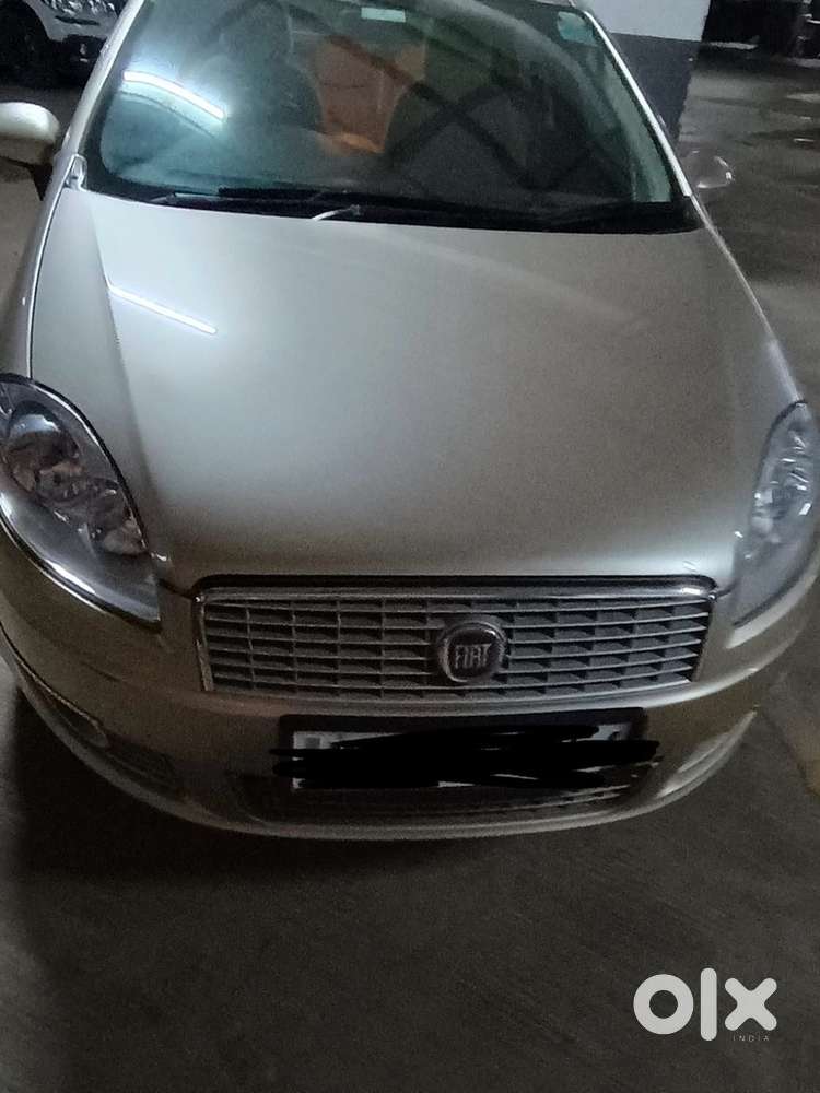 Fiat Linea Petrol Manual 2009 Year