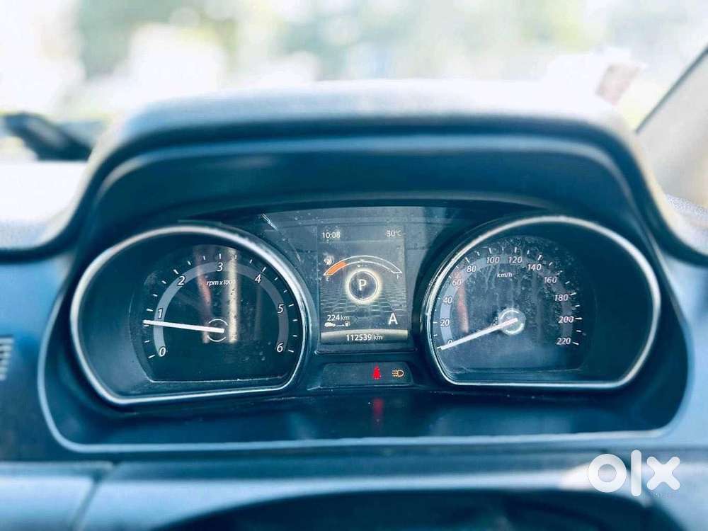 Tata Hexa 2.2 Xta 4x2 7 Str Dual Tone, 2017, Diesel