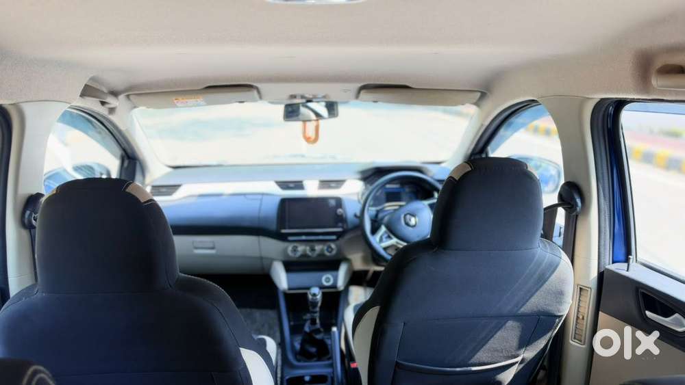 Renault Triber Rxz, 2022, Petrol