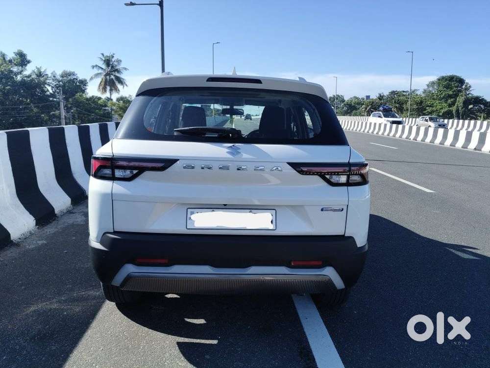 Maruti Suzuki Brezza 1.5 Zxi Plus Smart Hybrid, 2023, Petrol