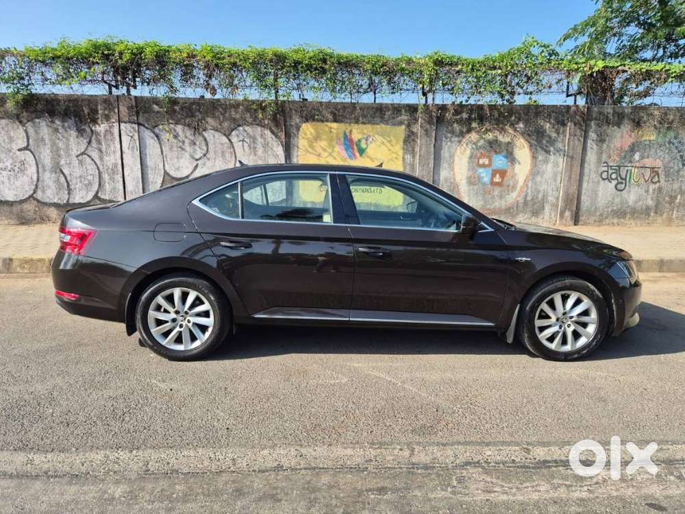 Skoda Superb Lk 1.8 Tsi At, 2018, Petrol