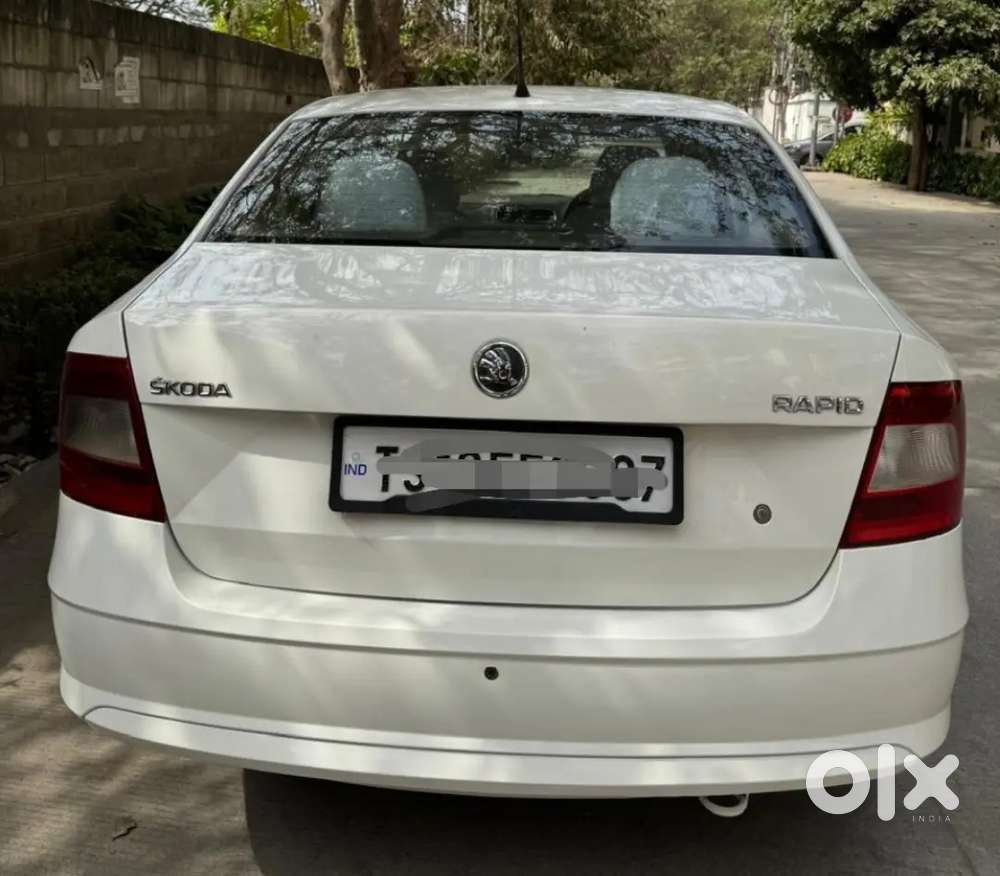Skoda Rapid 2016 Diesel 105000 Km Driven
