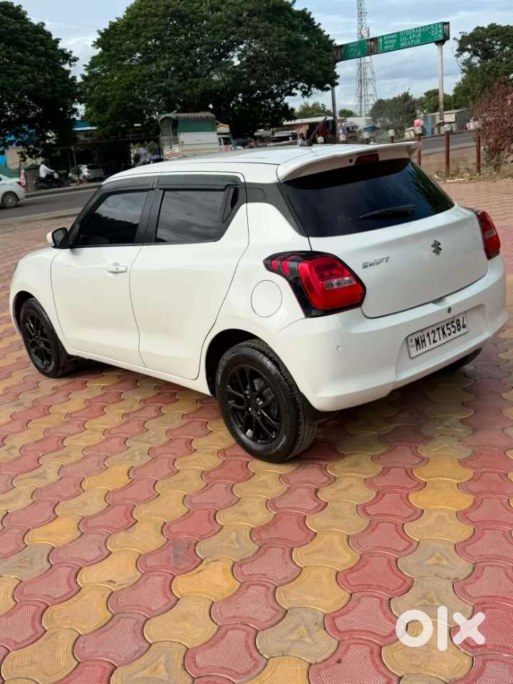 Maruti Suzuki Swift 1.3 Zxi, 2021, Petrol