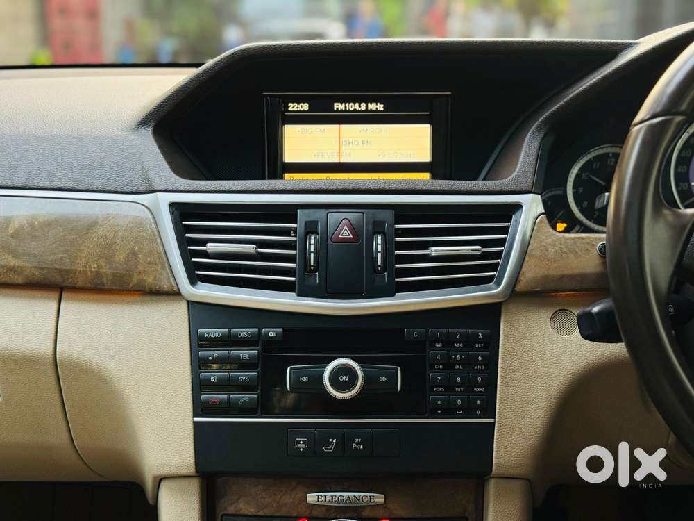 Mercedes-benz E-class 200, 2011, Petrol