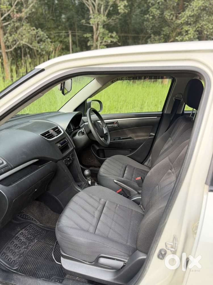Maruti Suzuki Swift Vxi Deca, 2012, Petrol