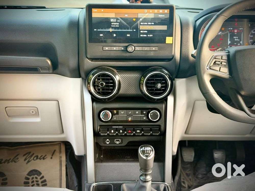 Mahindra Thar Roxx Mx5 Petrol Mt 2wd, 2026, Petrol
