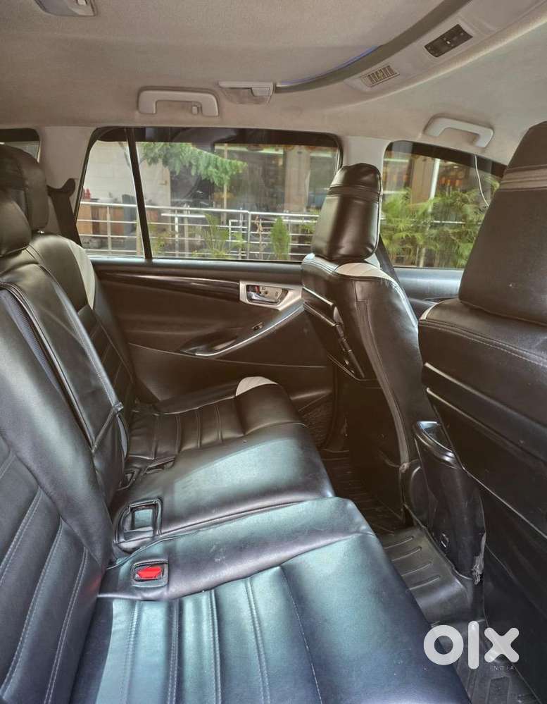 Toyota Innova Crysta 2021