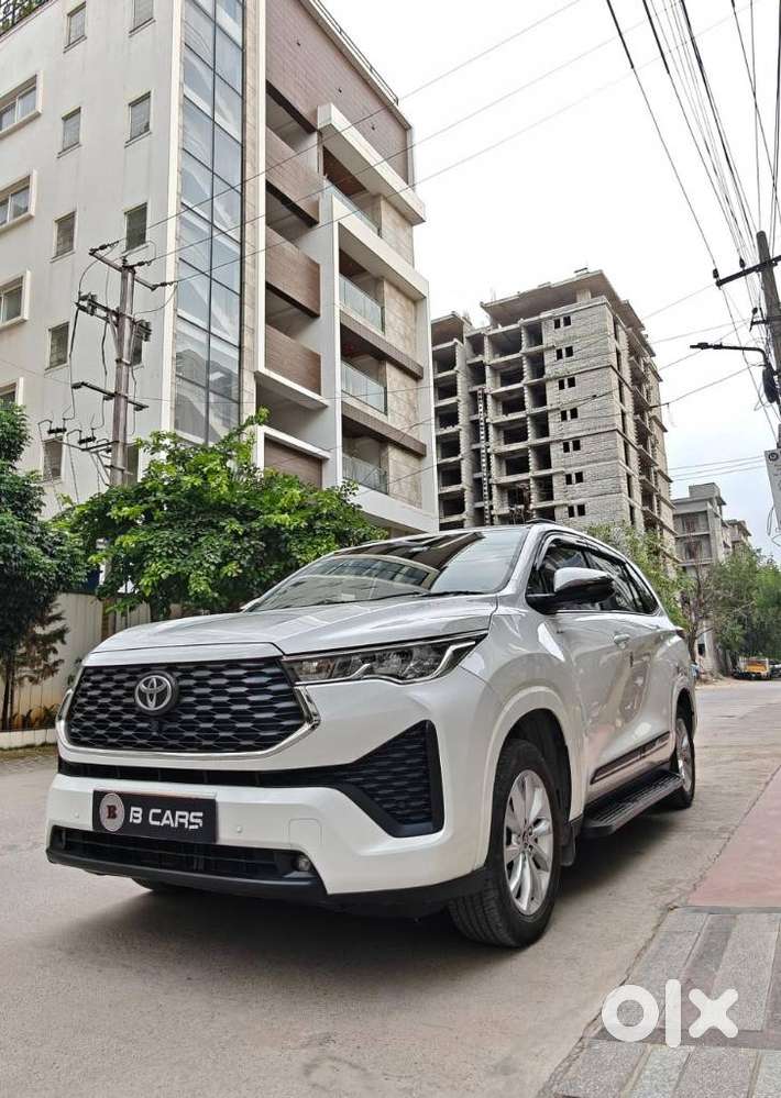 Toyota Innova Hycross 2.0 Vx (o) Hybrid 7 Str, 2025, Petrol