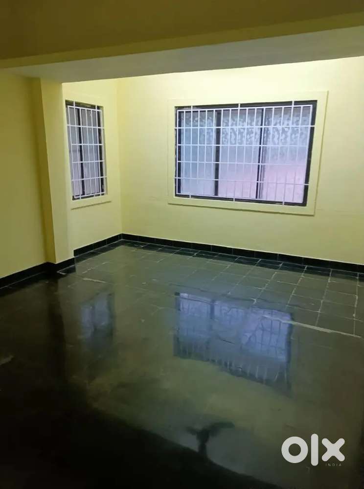 2 bedroom  house available for rent