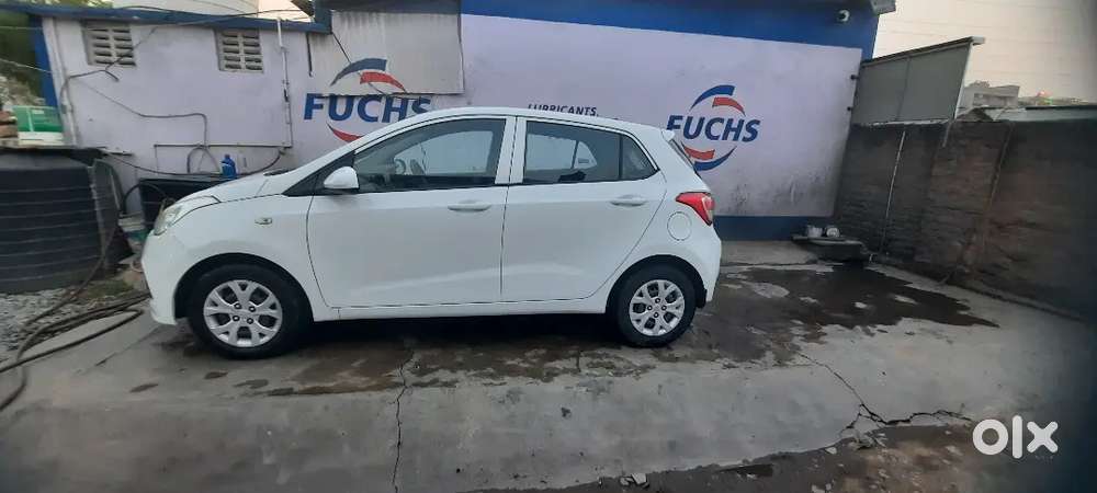 Hyundai Grand I10 2014 Diesel Well Maintained