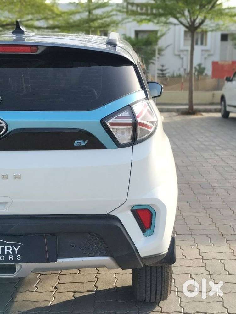 Tata Nexon Ev Xz Plus, 2022, Electric