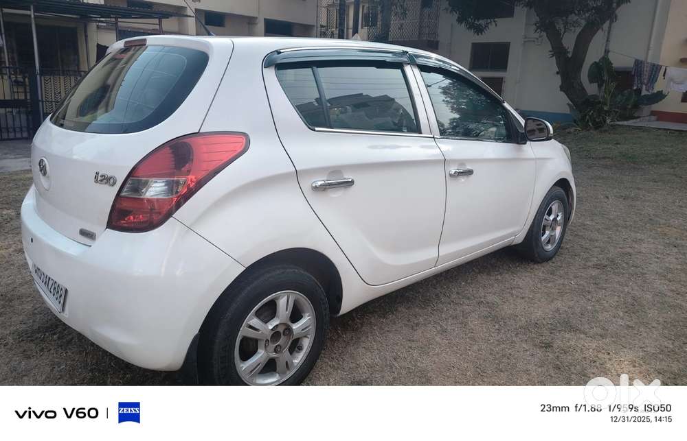 Hyundai I20 2010-2012 1.2 Sportz Option, 2011, Petrol