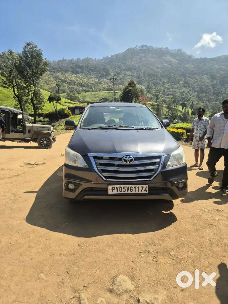 Toyota Innova 2016 Diesel 175000 Km Driven