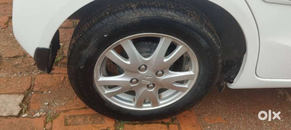Honda Brio V Mt, 2012, Petrol