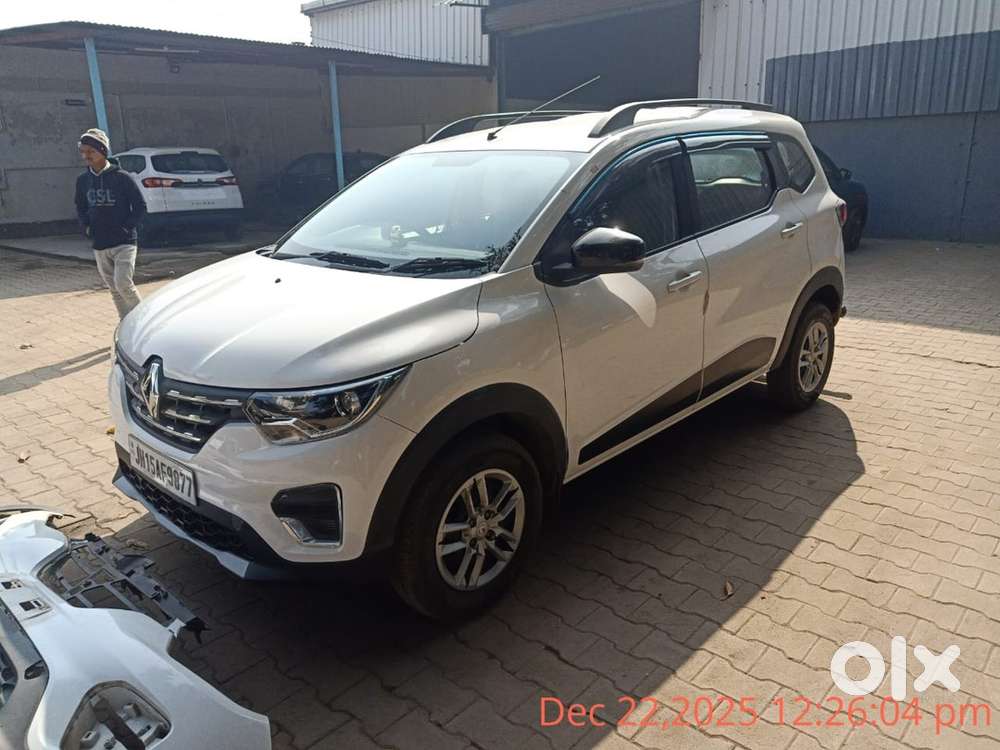 Renault Triber Petrol 2023