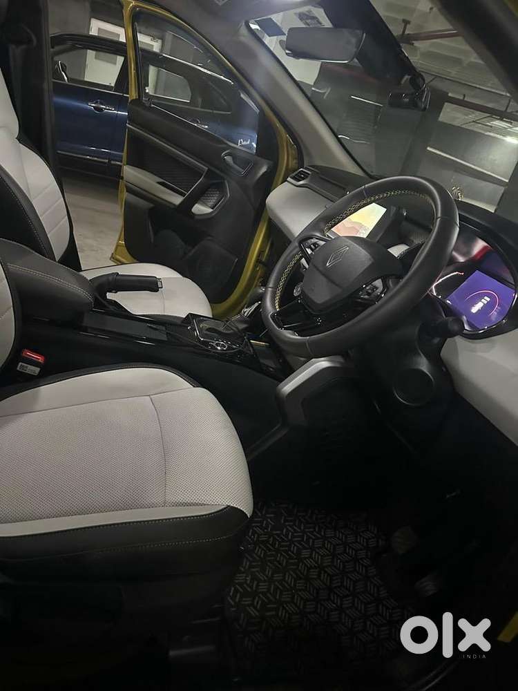 Renault Kiger 2025 Petrol 2300 Km Driven