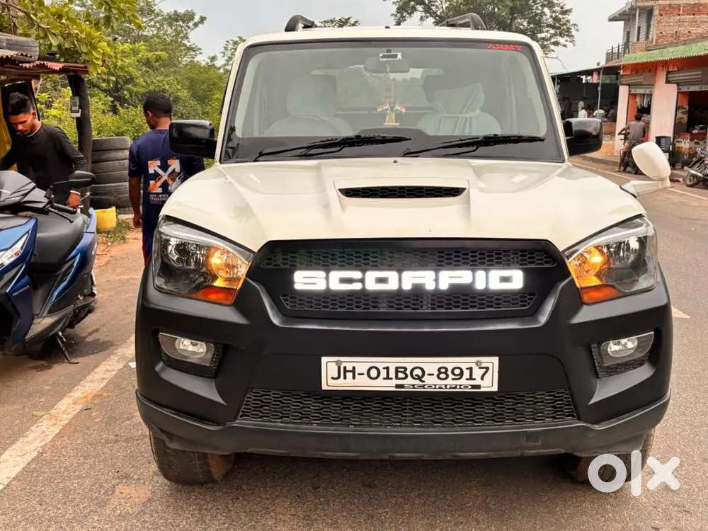 Mahindra Scorpio Classic 2015 Diesel 60000 Km Driven