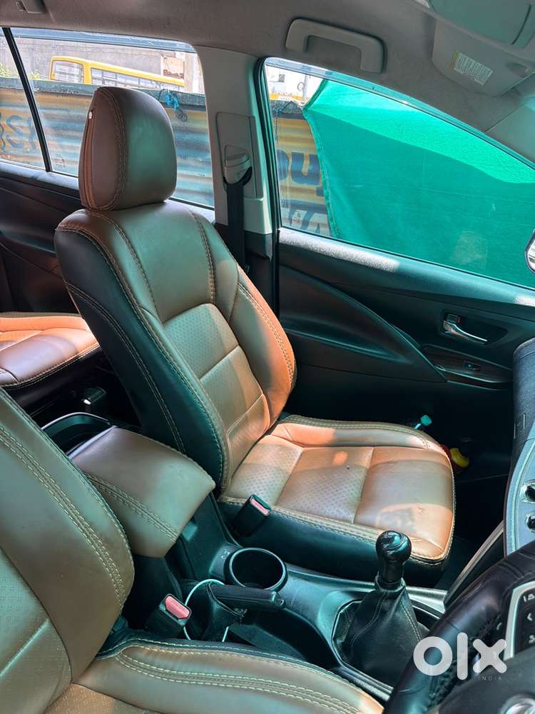 Toyota Innova Crysta 2017 Diesel 190000 Km Driven