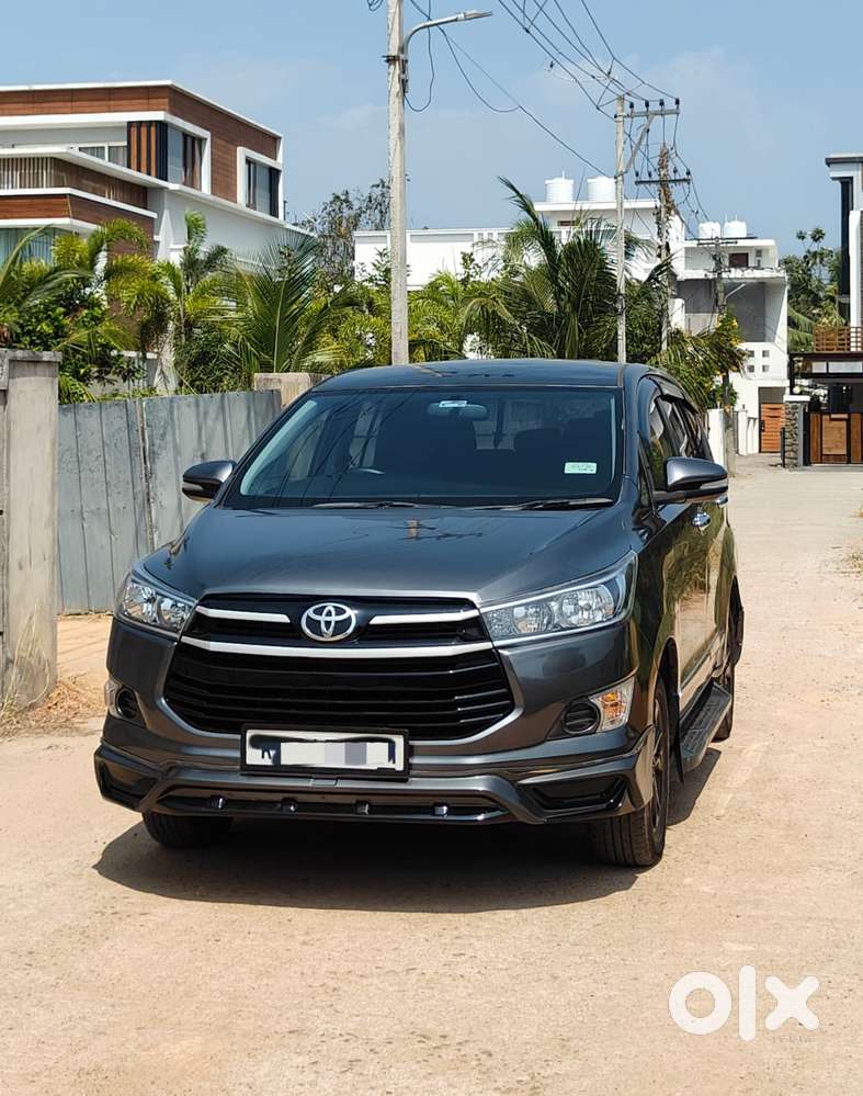 Toyota Innova Crysta 2.4 G Mt, 2016, Diesel