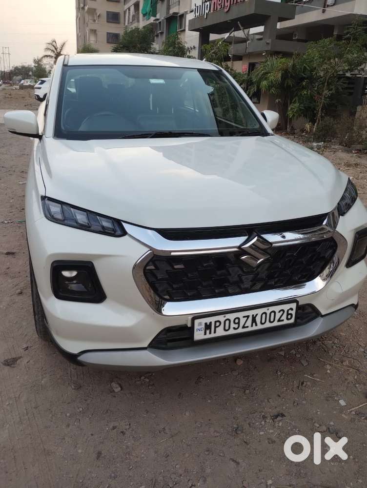 Maruti Suzuki Grand Vitara 1.5 Delta Smart Hybrid At, 2023, Petrol