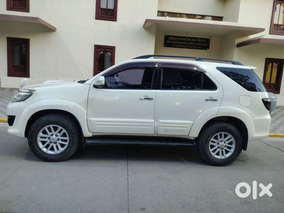 Toyota Fortuner 3.0 4x2 Mt, 2013, Diesel