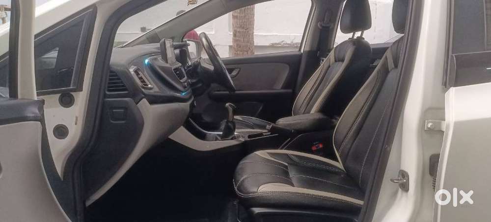 Tata Altroz Xz, 2020, Petrol